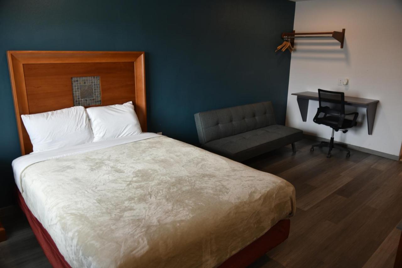 Town Place Studio Apartment Snyder Экстерьер фото